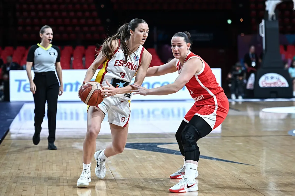 ประเมินความเสี่ยงและประสิทธิภาพ: Helena Pueyo กับการก้าวขึ้นสู่ All-EuroLeague และความคุ้มค่าเชิงรับ