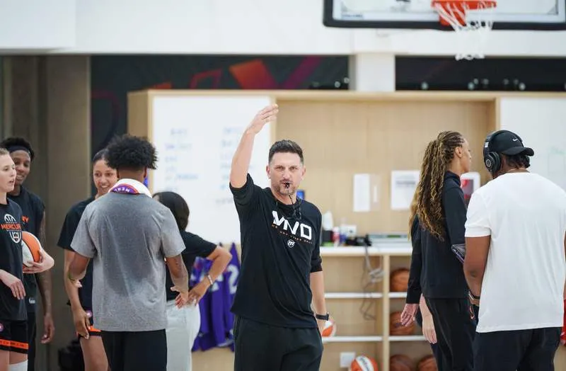 วิเคราะห์ความเสี่ยงช่วง Preseason ของ Phoenix Mercury: การทดสอบเชิงโครงสร้างใน South Dakota และความท้าทายจากทีมชาติญี่ปุ่น
