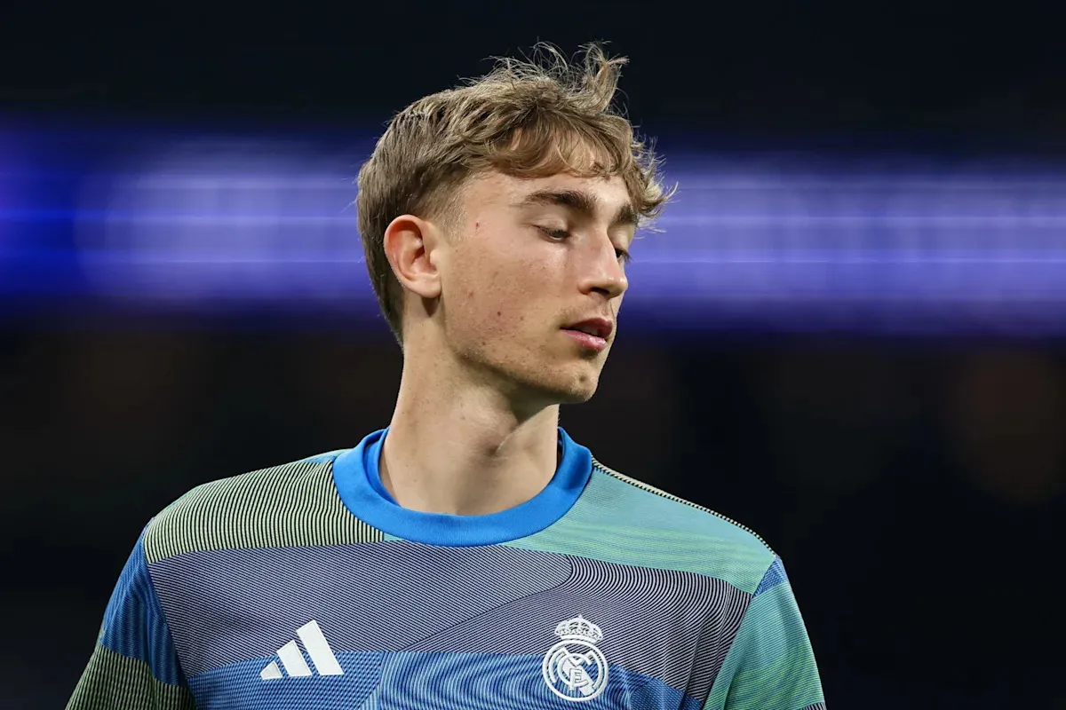 ศรัทธาที่มิสั่นคลอน: Real Madrid ยังคงเชื่อมั่นในปราการหลังอนาคตไกล แม้เผชิญมรสุมฟอร์มการเล่น