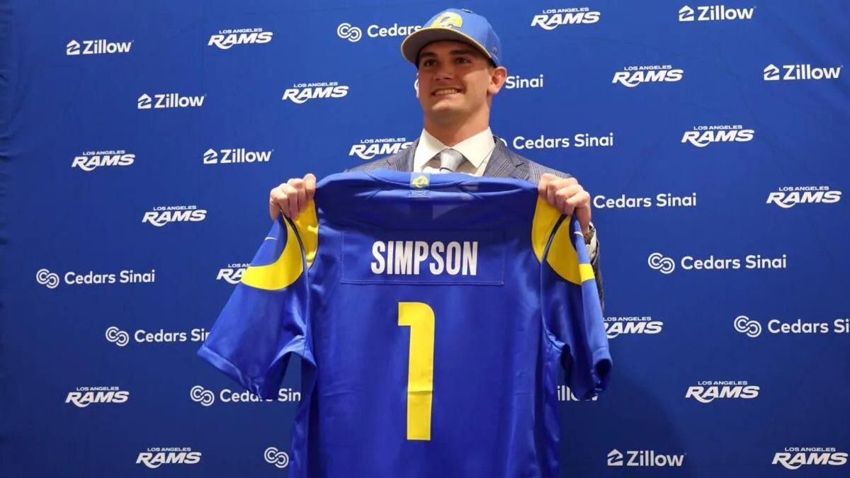 ห้าความผันผวนแห่งฤดูกาลเพาะปลูก: Ty Simpson แตกหน่อพุ่งพรวด ขณะที่ Garrett Nussmeier ร่วงโรยสู่ QB10