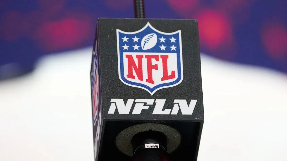 จอศพในคืนฝนพรำ: เมื่อ ESPN กุมบังเหียน NFL Network แต่ Comcast กลับดึงปลั๊กทิ้ง