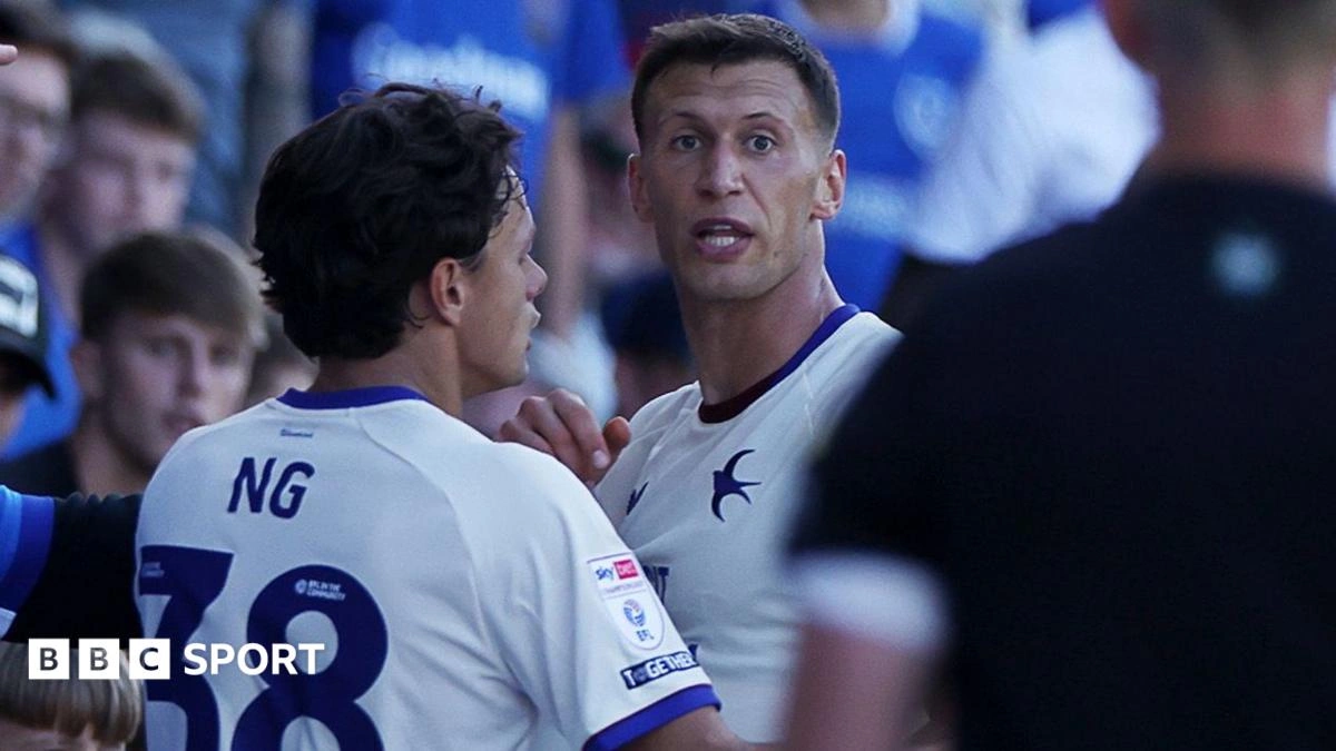Krystian Bielik ถูกแบนสองนัดและปรับเงินหนึ่งหมื่นปอนด์จากเหตุปะทะแฟนบอล Portsmouth