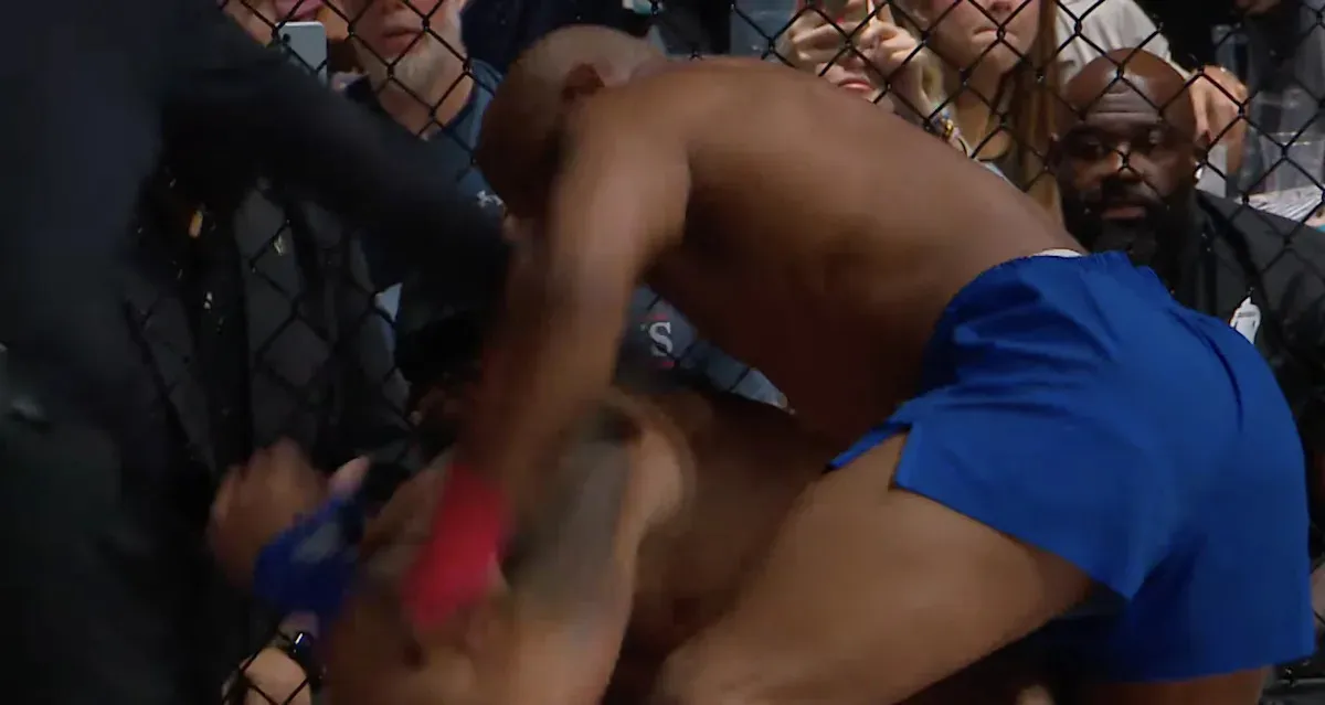 ปฐมบทแห่งการแตกสลาย: Yoel Romero กับการทำลายล้างโครงสร้างขากรรไกรของ Alex Nicholson ในศึก Gamebred Bareknuckle MMA