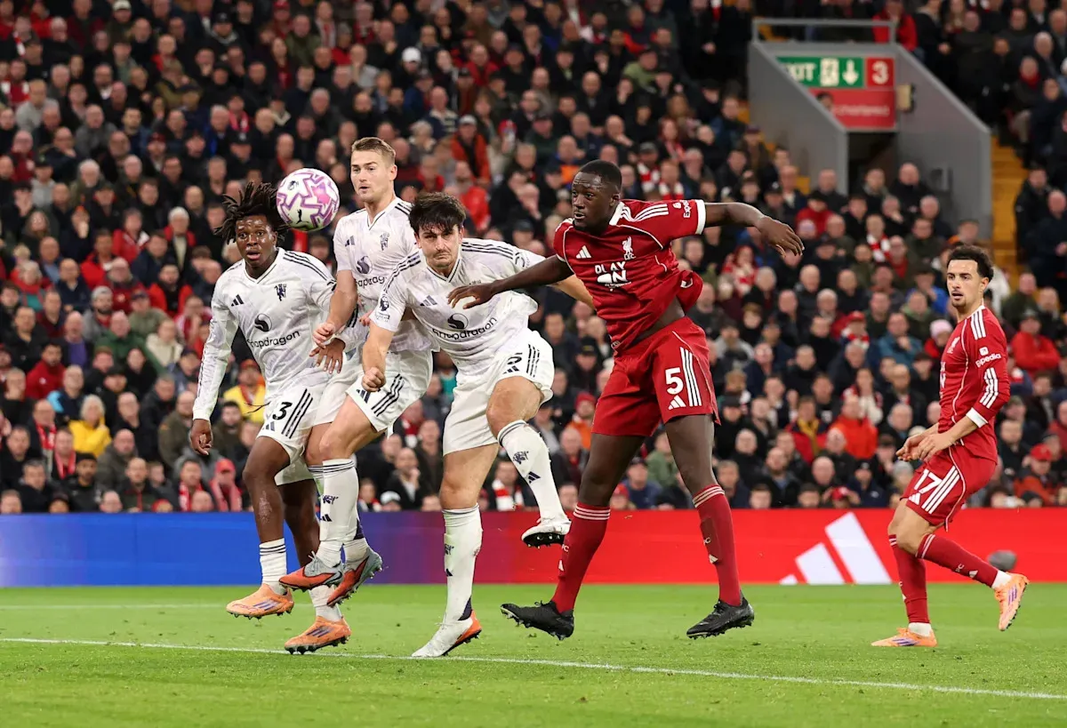 สามประเด็นวิเคราะห์: ศึกศักดิ์ศรีแห่งหน้าประวัติศาสตร์ Manchester United ปะทะ Liverpool