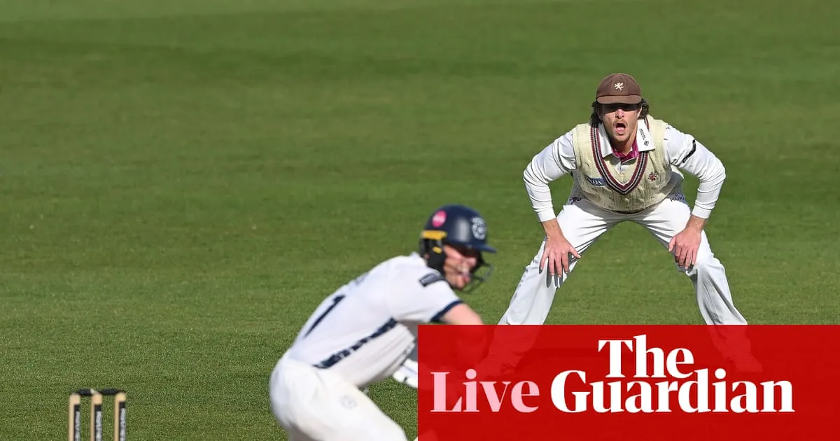 County Cricket: Abell ต้านทานแรงเสียดทานจาก Baker ท่ามกลางโครงสร้างที่ผุกร่อนของ Hampshire