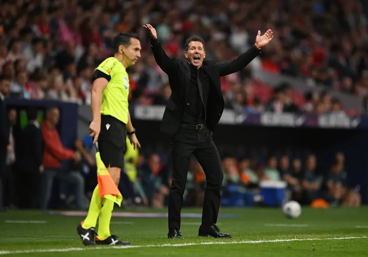 เดือดจัดปลัดบอก! Simeone ปรี่บวก Ben White เซ่นปมเหยียบตราสโมสรหลังจบเกม