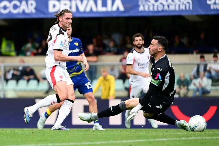 AC Milan - Juventus กอดคอกันโกยแต้ม จองตั๋ว Champions League แบบหล่อๆ