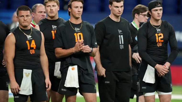 บัญชีเชือด QB ใน 2026 NFL Draft: เมื่อความหวังกลายเป็นสินค้าในตลาดมืด