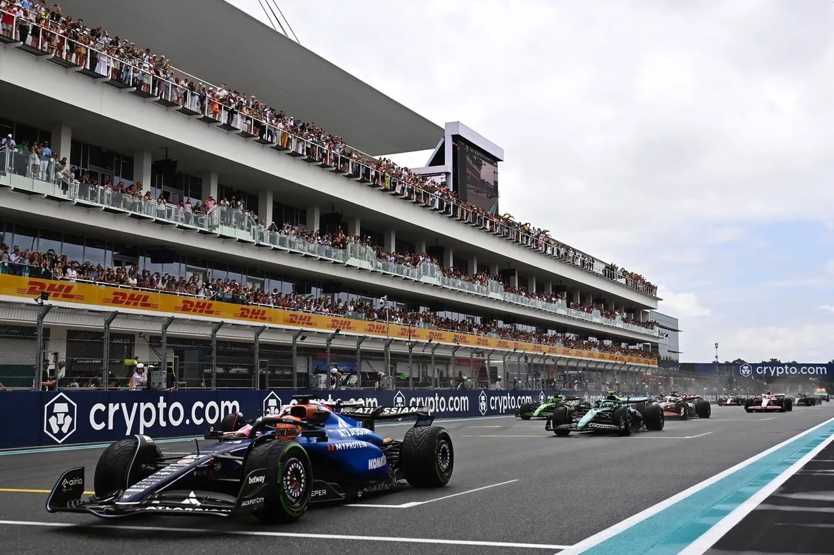 ไกด์ฉบับเซียน: ปั้นวันหยุดสุดสัปดาห์ให้พรีเมียมด้วย Apple TV ในศึก Miami Grand Prix