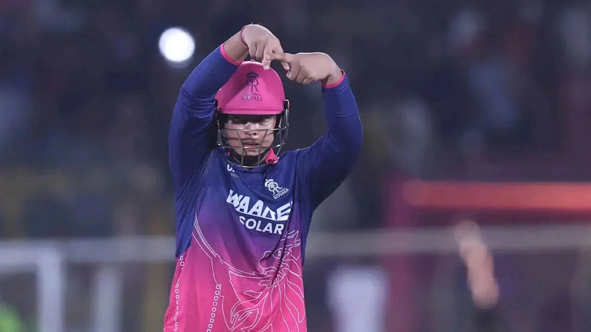 IPL 2026 | 'ไม่ต้องเครียดนะน้า': Vaibhav Sooryavanshi ปลอบขวัญ Sangakkara ก่อนลงไปหวด 10 ซิกซ์แบบไม่เกรงใจอายุ