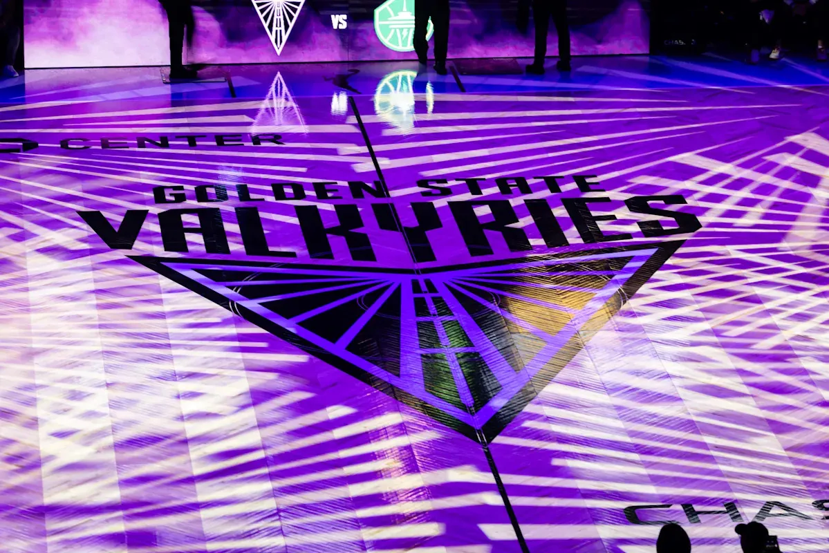 อาณาจักรสีทอง: Golden State Valkyries ครองบัลลังก์มูลค่าสูงสุดใน WNBA ท่ามกลางกระแสเงินที่เดือดพล่าน