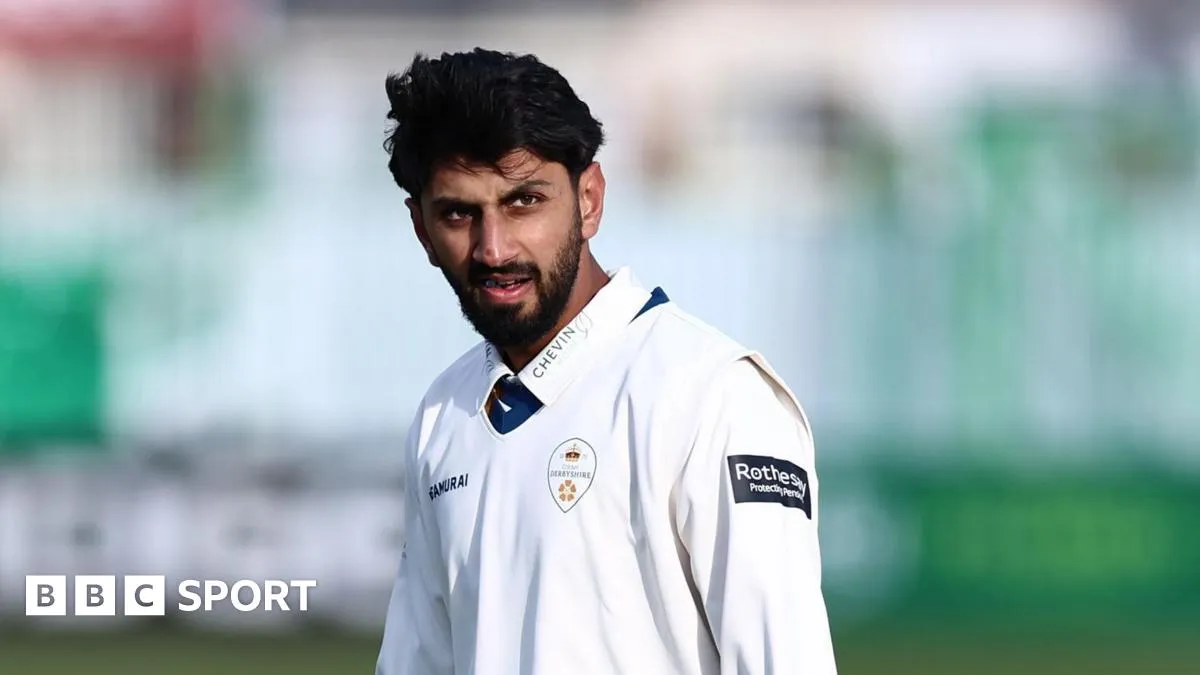 Shoaib Bashir ประเดิมนัดแรกทั้งแสบทั้งซ่า! Derbyshire จ่อเผด็จศึก Worcestershire คาบ้าน