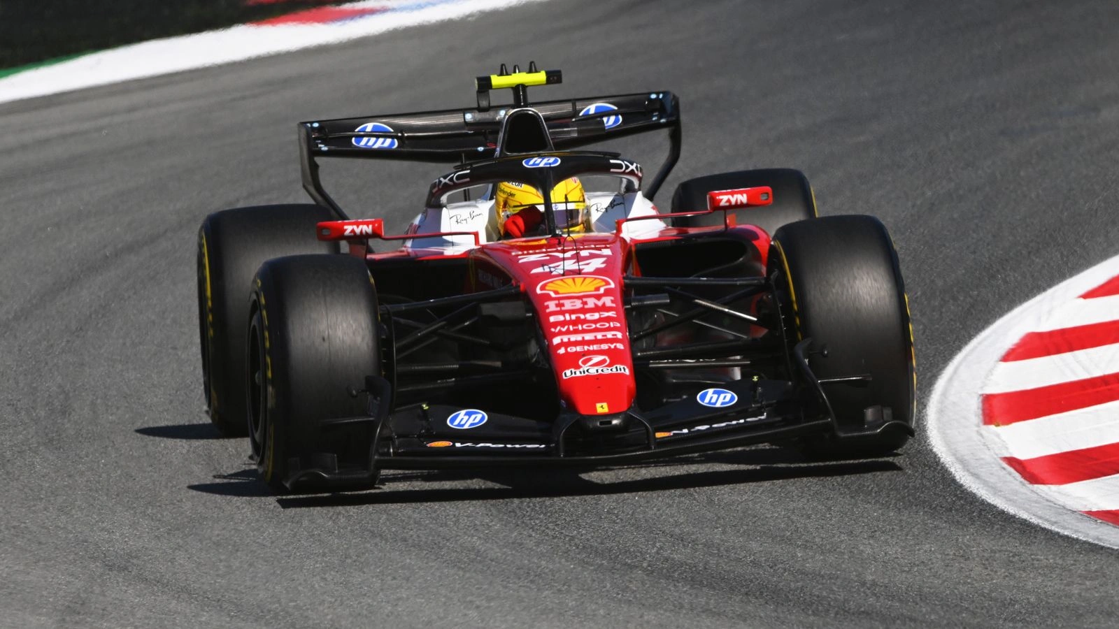 Hamilton และ Verstappen ยอมรับ Barcelona-Catalunya GP ไร้แรงยึดเกาะ หลัง McLaren โชว์ฟอร์มแกร่งในซ้อมวันศุกร์
