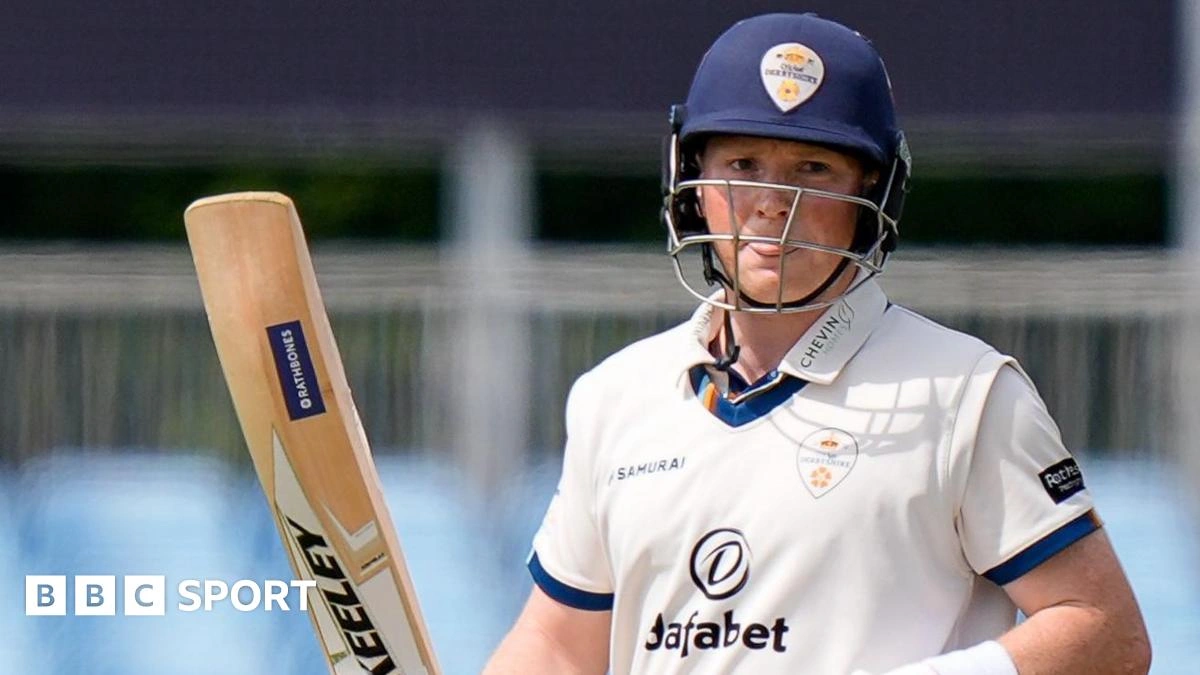 ชัยชนะเหนือผืนหญ้าศักดิ์สิทธิ์: Derbyshire บดขยี้ Middlesex ดับคาถิ่น Lord's