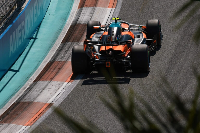 McLaren จัดหนัก! อัปเกรดสเปก B บุก Canada: จะร่ายมนต์ซ้ำรอย Miami ได้หรือไม่?