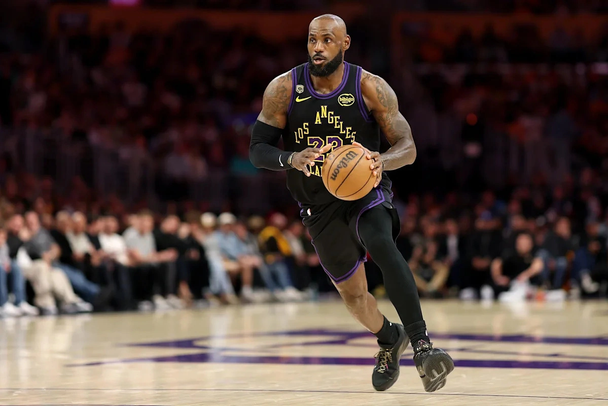 ค่าหัวของราชา: เมื่อเงินล้านกลายเป็นเครื่องเซ่นไหว้ LeBron James ในสมรภูมิแอลเอ