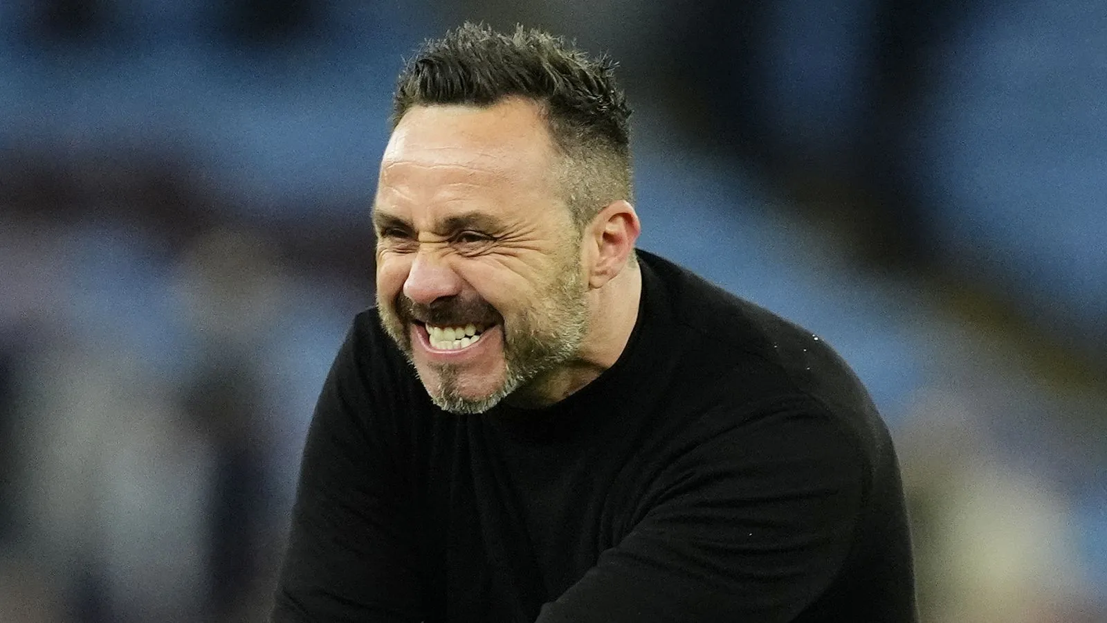 Roberto De Zerbi กับชัยชนะท่ามกลางคราบเขม่าที่ Aston Villa: 'อย่าลืมว่าเราเคยจมดิ่งเพียงใด'