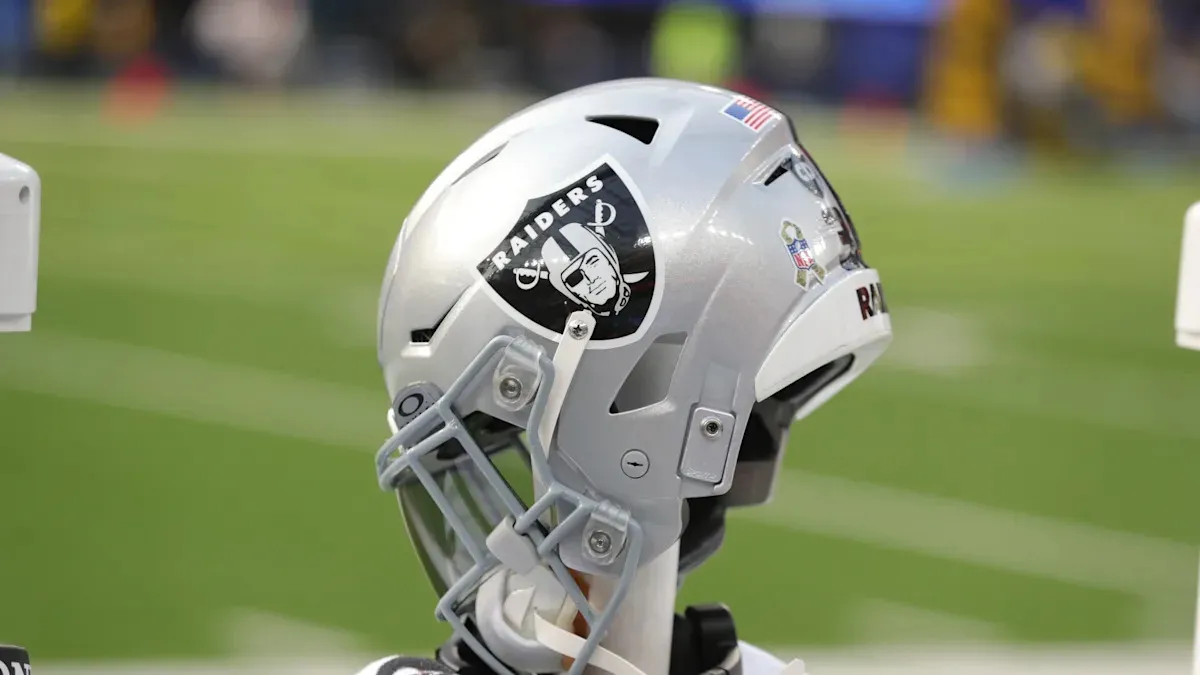 พันธสัญญาแห่งเหล็กกล้า: Raiders จรดปากกาเซ็นสัญญา 5 ขุนพลหน้าใหม่ นำทัพโดยปราการหลัง Treydan Stukes