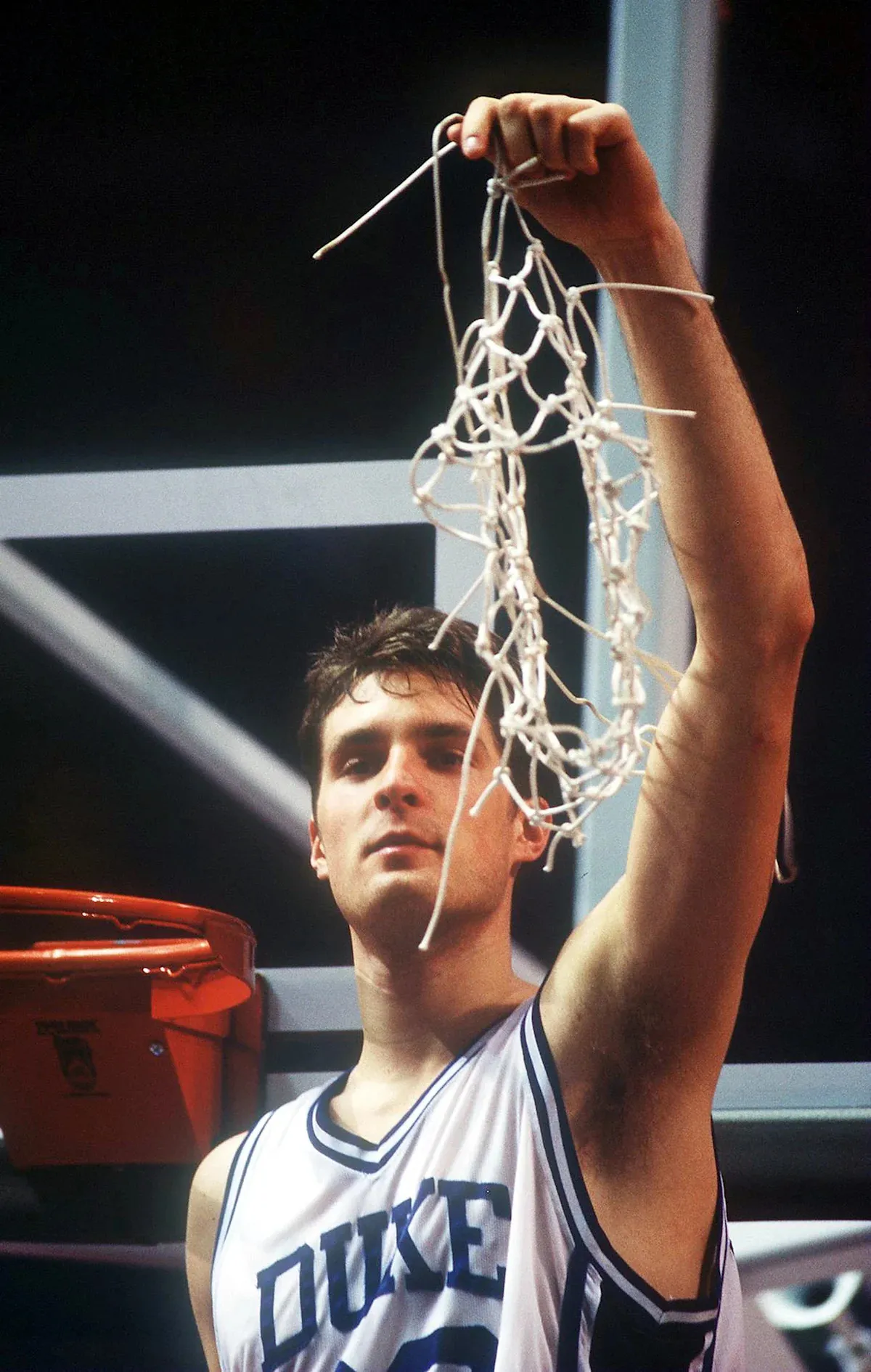 เงาทมิฬในยุครุ่งโรจน์: บทเรียนราคาแพงจากยุคสมัยของ Christian Laettner