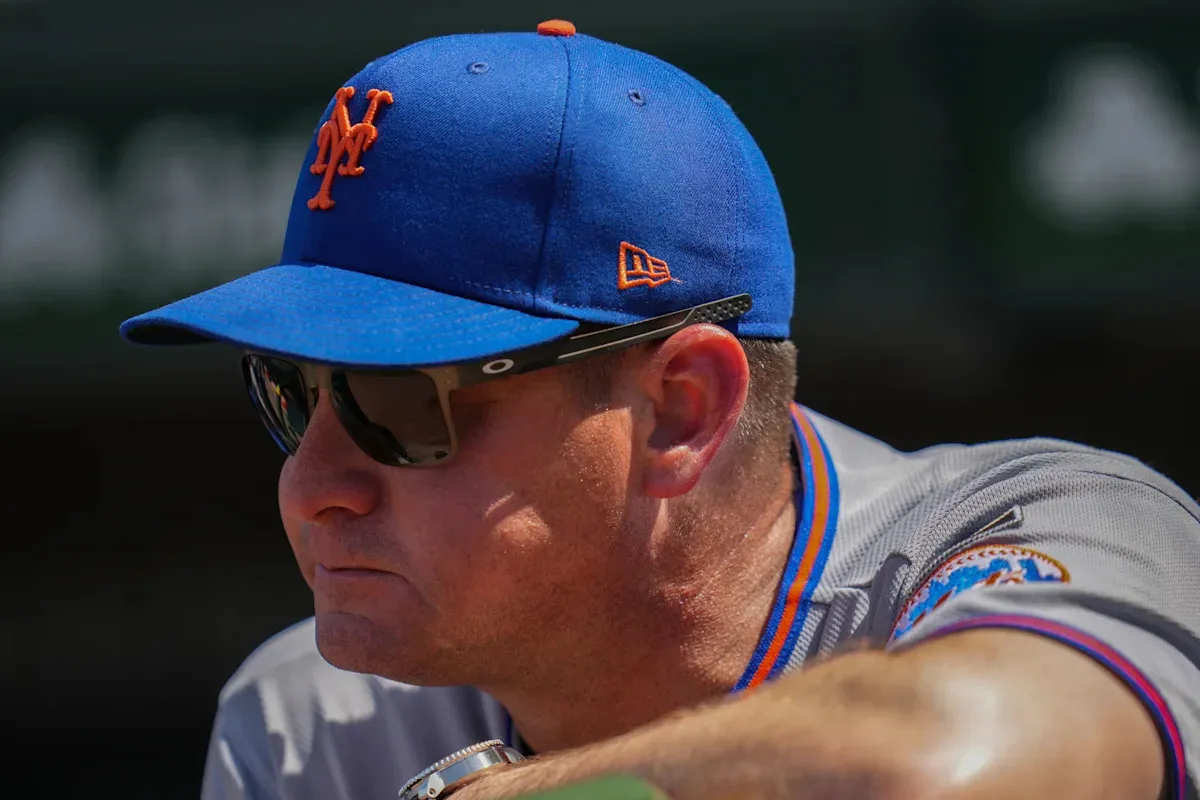เงาในอุโมงค์: David Stearns กางปีกป้อง Carlos Mendoza ท่ามกลางซากปรักหักพังของ New York Mets