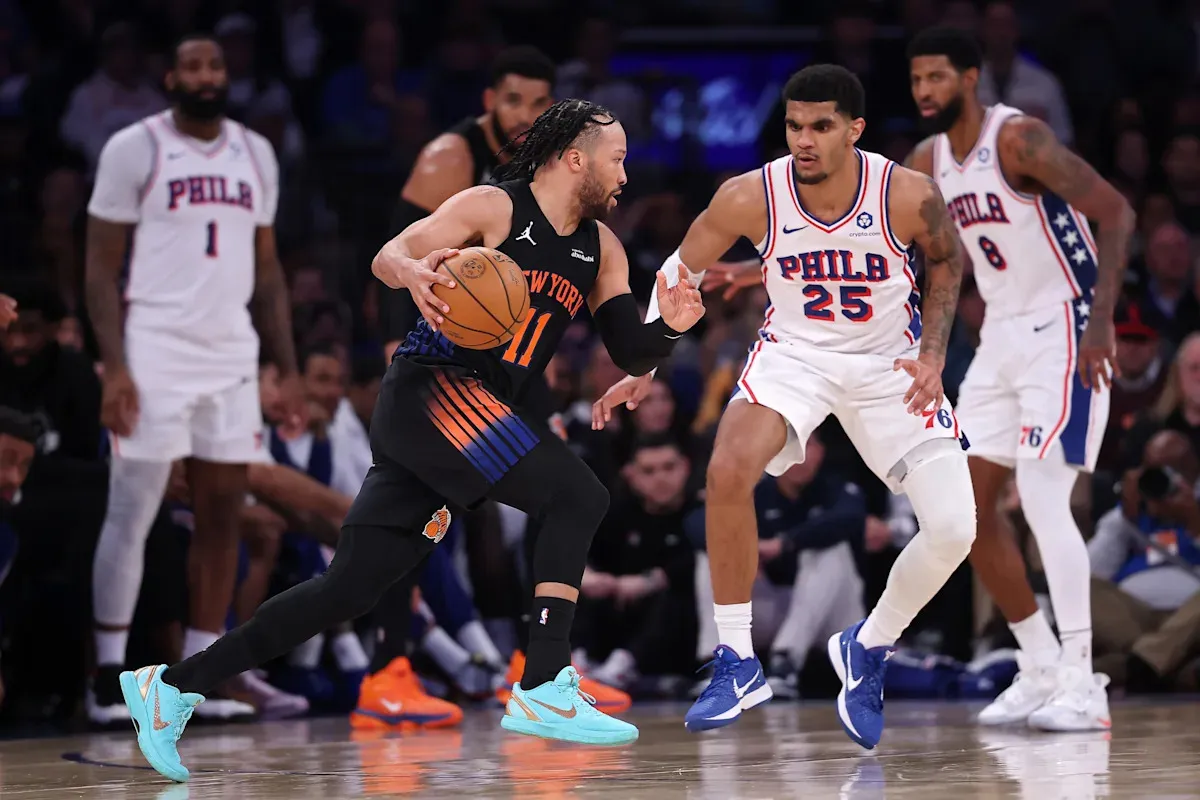 แสงสว่างในความมืด: เมื่อ Dominick Barlow กลายเป็น 'ไพ่ตาย' ที่เหล่าการ์ด Sixers ต่างยกย่องในเกมฟัด Knicks