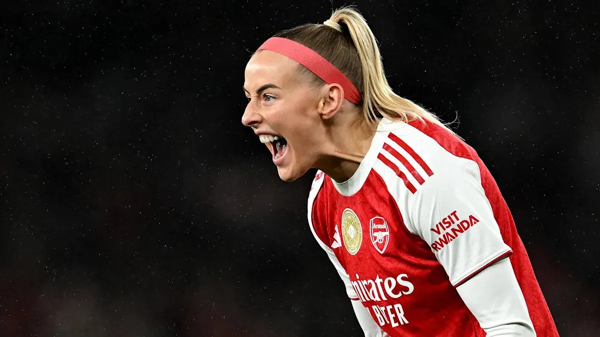 เกิดอะไรขึ้นกับ Chloe Kelly? จากฮีโร่ผู้กอบกู้ชาติ สู่ตัวสำรองอดทนทั้งใน Arsenal และทีมชาติอังกฤษ