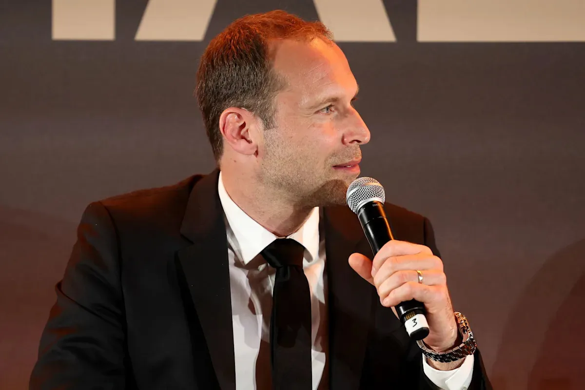 เงาอดีตที่เลือนราง: Petr Cech กับคำวินิจฉัยอันน่าหดหู่ถึง Chelsea ที่เขาไม่รู้จักอีกต่อไป