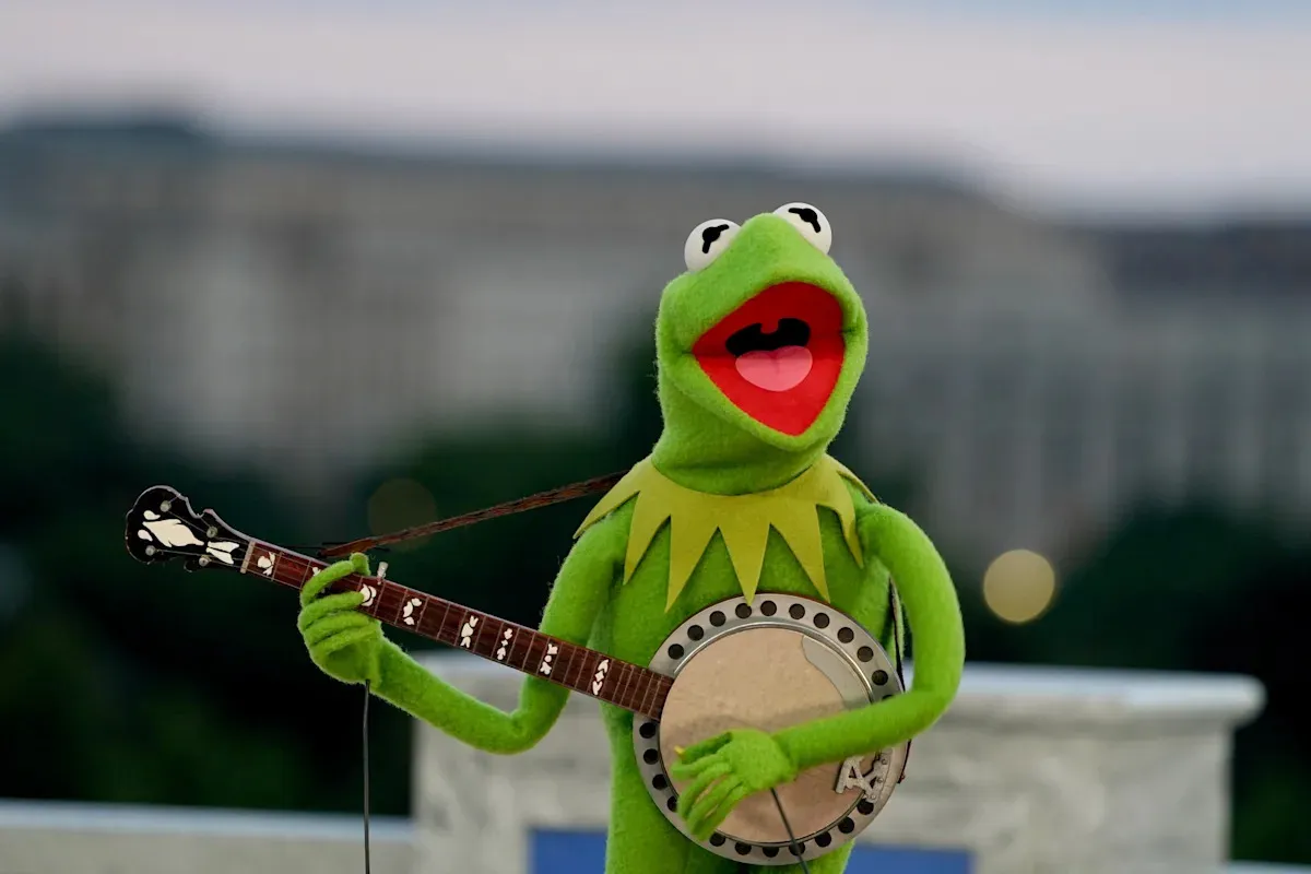 บันทึกสภาวะเปิด: 19 เมษายน 2026 – การปะทะเชิงชีวกลศาสตร์ระหว่าง Conor และ Kermit?