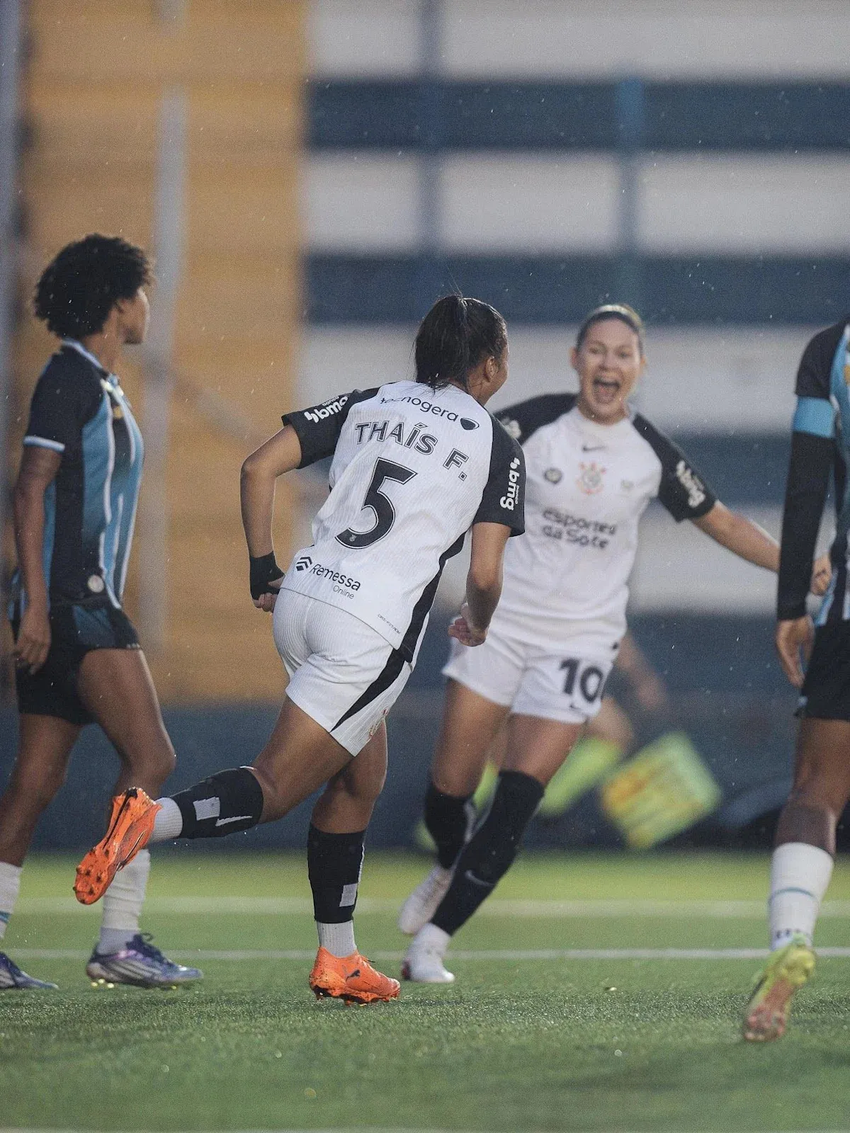 Corinthians ประกาศศักดาเหนือ Grêmio ยืดระยะห่างบนบัลลังก์จ่าฝูงอย่างสง่างาม