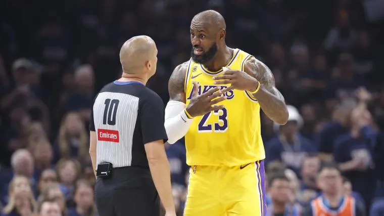 เสียงสะท้อนจากสมรภูมิ: เมื่อนกหวีดกลายเป็นศัตรูตัวฉกาจของ Lakers ในค่ำคืนที่ Oklahoma City