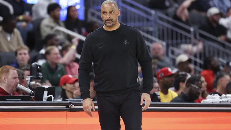 บทเรียนราคาแพงกลาง Toyota Center: Ime Udoka ระเบิดอารมณ์ใส่ Rockets หลังปล่อยชัยชนะหลุดมือให้ Lakers