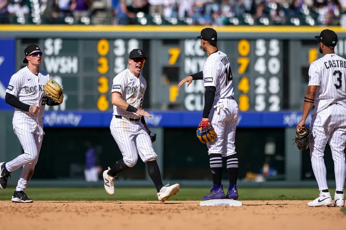 Purple Row ยามวิกาล: บทเรียนจากมหากาพย์การหักปากกาเซียนเหนือ Los Angeles Dodgers