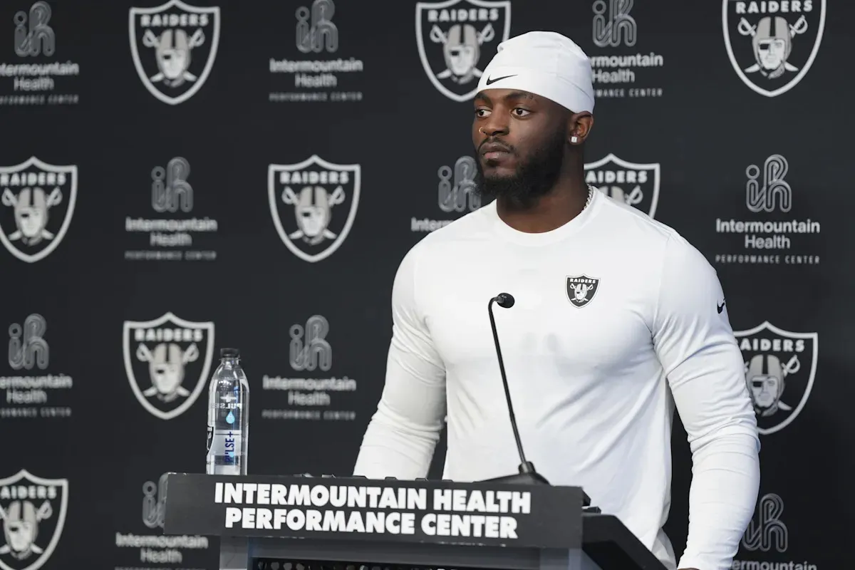 ยามกิ่งก้านต้องพักฟื้น: Keyron Crawford แห่ง Las Vegas Raiders ยอมหยุดพักในวันที่สองของแคมป์รุกกี้