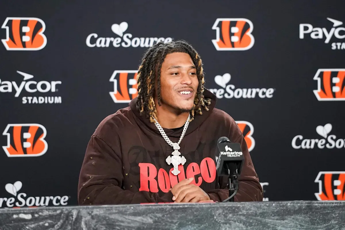 เมล็ดพันธุ์แห่งความเพียร: เมื่อรากเหง้าจาก Texas A&M ผลิบานในสวนของ Cincinnati Bengals ผ่านคำรับรองของปรมาจารย์ดิน