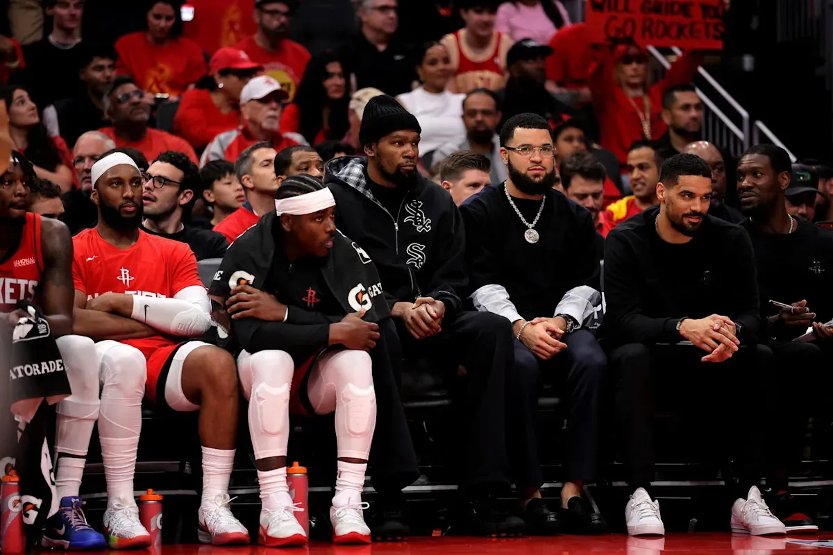 วิพากษ์ความล้มเหลวของ Houston Rockets: เมื่อความบกพร่องทางสรีรพลศาสตร์และการควบคุม Rebound นำไปสู่ภาวะล้มละลายทางผลงาน