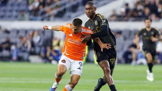กิ่งก้านที่ล้าแรง: เมื่อ LAFC ร่วงโรยคาบ้าน ปล่อยให้ Houston Dynamo FC บุกมาเก็บเกี่ยวชัยชนะ