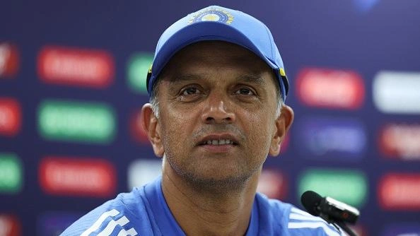 กงล้อแห่งโชคชะตาที่ Chepauk: Rahul Dravid จะเข้ามากุมบังเหียนแทน Stephen Fleming ใน IPL 2027 หรือไม่?