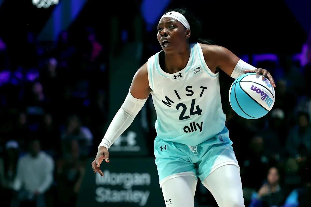 การยุติภาระผูกพันทางกฎหมายของ Arike Ogunbowale: การวิเคราะห์ความเสี่ยงและผลกระทบต่อโครงสร้างเพดานเงินเดือนของ Dallas Wings