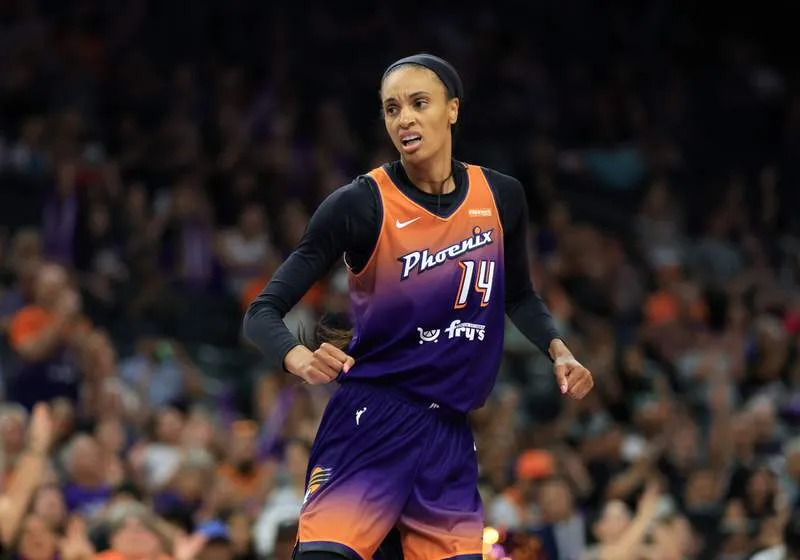 DeWanna Bonner กับภารกิจต้อนรับเด็กใหม่: เมื่อ Phoenix Mercury เริ่มขยับตัวในเงามืดของแคมป์ฝึกซ้อม