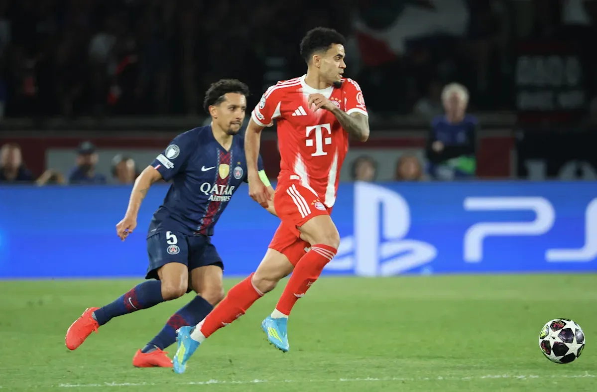 เงาที่เลือนหายในแสงไฟนีออน: Marquinhos กับคำสารภาพต่อหน้าปีศาจที่ชื่อ Luis Díaz