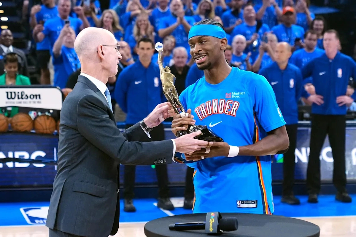 วิเคราะห์ความคุ้มค่าเชิงสถิติ: Shai Gilgeous-Alexander กับการครอบครอง Michael Jordan Trophy ท่ามกลางความเสี่ยงทางการเงินของ Oklahoma City
