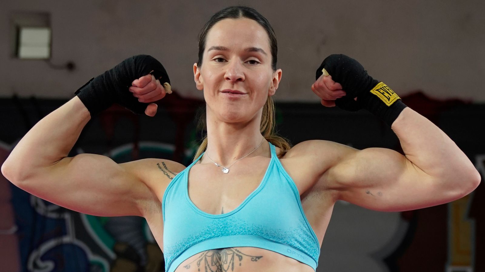 Terri Harper แซะแรง Caroline Dubois สติแตก!