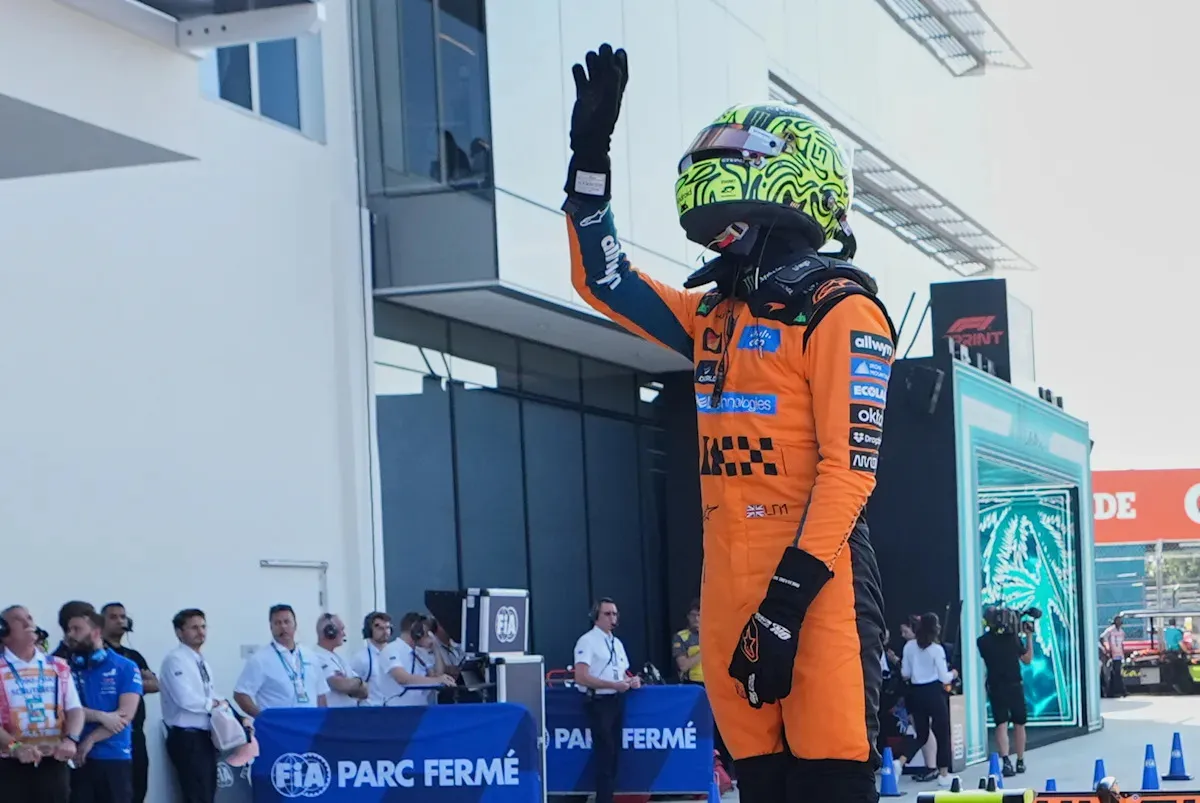 รายงานการวิเคราะห์ประสิทธิภาพ Miami Grand Prix: การจัดสรรทรัพยากรของ McLaren และความล้มเหลวเชิงโครงสร้างของกฎระเบียบใหม่