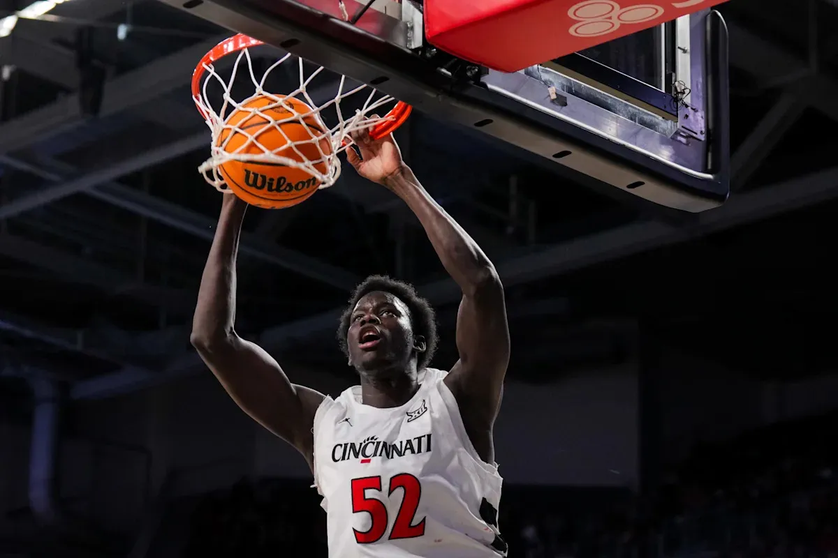 ปฏิบัติการชิงตัวยักษ์: Michigan จ่อปิดดีล Moustapha Thiam เสริมเขี้ยวเล็บใต้แป้น