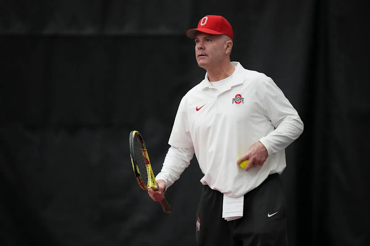 วิเคราะห์ชัยชนะอย่างเบ็ดเสร็จ: ทีมเทนนิสชาย Ohio State ปราบ Buffalo ทะลุเข้ารอบในศึก NCAA Tournament
