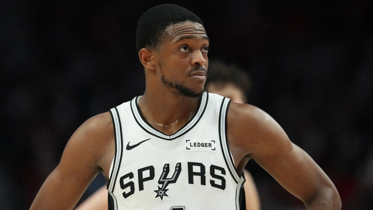 เงาที่หายไปในคืนชี้ชะตา: De'Aaron Fox พลาดเกมแรก ปล่อย San Antonio Spurs เผชิญหน้า Oklahoma City Thunder