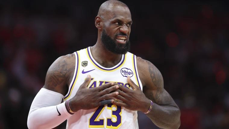 วิเคราะห์ความเสี่ยง: Lakers กับการยุติพันธะสัญญา LeBron James เพื่อแลกตัวสำรองมูลค่า 74 ล้านเหรียญจาก Spurs