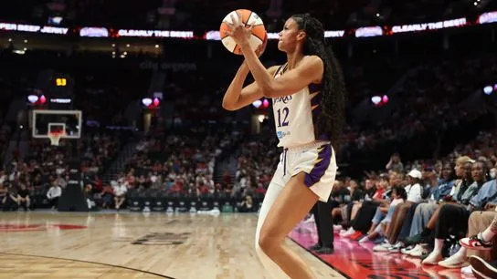 ปิดบัญชีปรีซีซั่น: Sparks บุกดับเครื่อง Fire ท่ามกลางเงามืดใน Portland