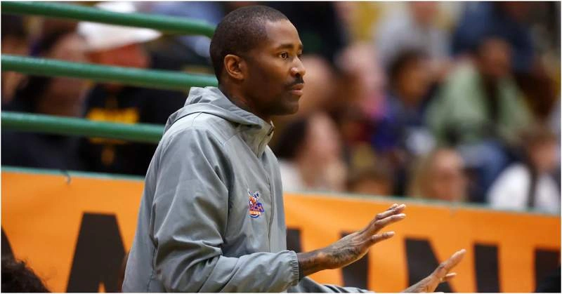 เงาซ้อนเงา: เมื่อ Jamal Crawford อาจยอมจำนนต่อแผนล้อมกรอบของ Kentucky