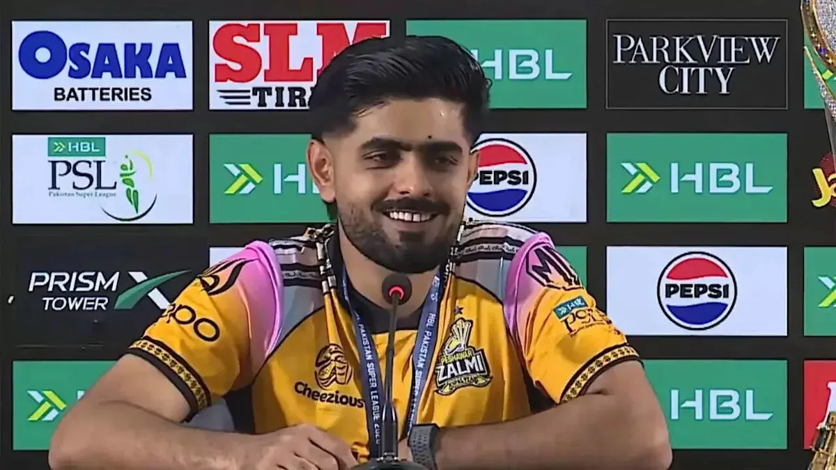 ‘ผมจะเล่นทั้งสามกระบวนท่า’: Babar Azam สยบเสียงวิจารณ์หลังเถลิงบัลลังก์แชมป์ PSL